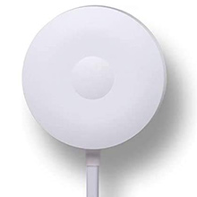 81739985 iO Charger White